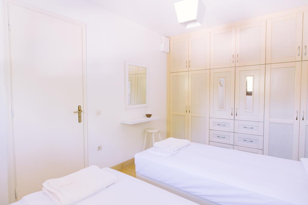 Villa Lola - 3 Bedrooms & Private Pool Lithakia  Eksteriør bilde
