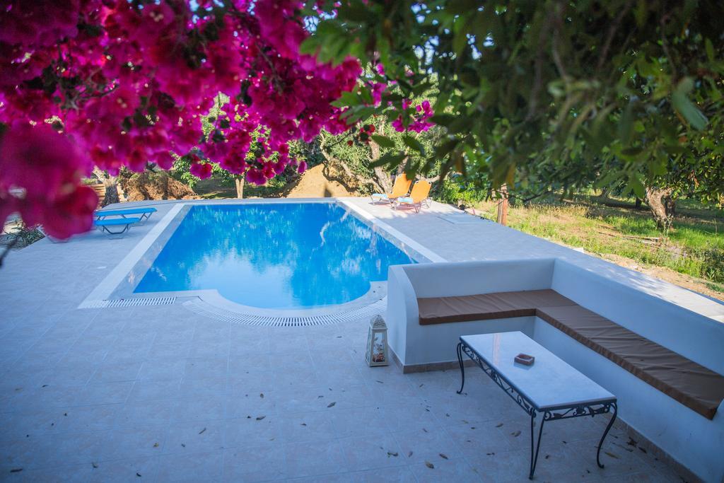 Villa Lola - 3 Bedrooms & Private Pool Lithakia  Eksteriør bilde