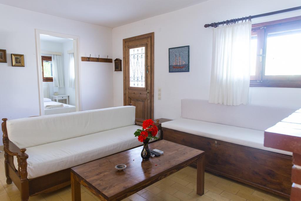 Villa Lola - 3 Bedrooms & Private Pool Lithakia  Eksteriør bilde